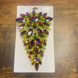 Gorgeous green and purple dangly brooch pin